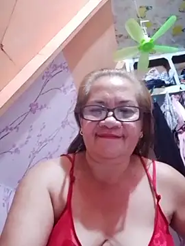 Snapshot of vickyhot1966 chatting on 06-27-26, 03:51 vickyhot1966 online show from 06-27-26, 03:51