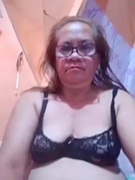 Snapshot of vickyhot1966 chatting on 06-14-26, 09:49 vickyhot1966 online show from 06-14-26, 09:49