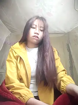 Dung-Thao19 online show from 11-29-25, 10:32