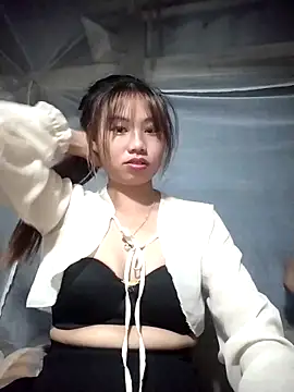 Dung-Thao19 online show from 10-15-25, 08:28