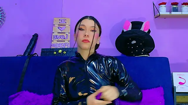 Snapshot of CristalRose chatting on 03-03-26, 08:49 CristalRose online show from 03-03-26, 08:49