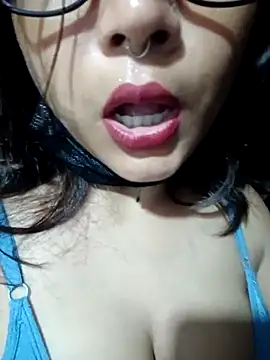 Hott Muskan online show from 04-27-26, 06:50