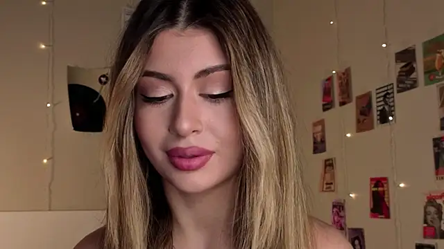 GeorginaHarn online show from 10-12-25, 08:16