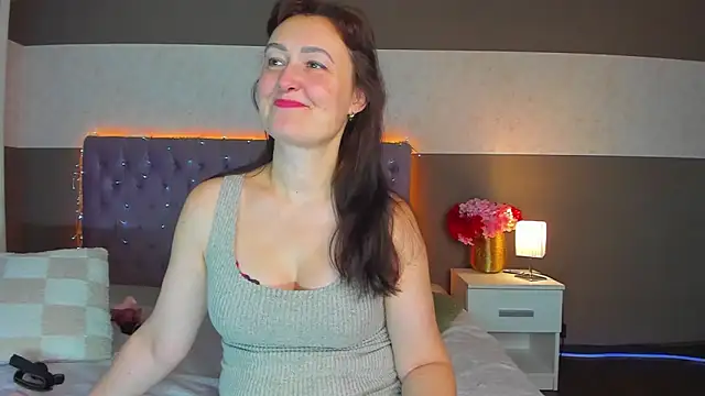 NathalyStars online show from 02-16-26, 02:05