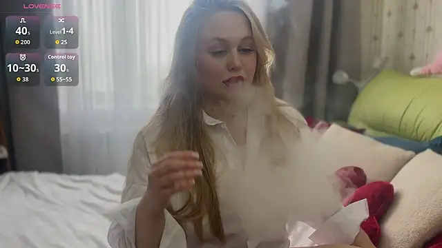 Estella Elwood online show from 02-08-26, 06:33