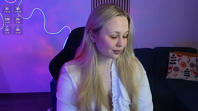 Estella Elwood online show from 03-23-26, 07:36