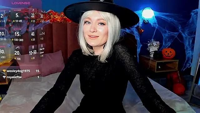 EvelynPoole online show from 10-23-25, 01:48