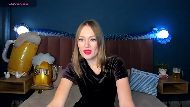 EvelynPoole online show from 09-30-25, 01:33