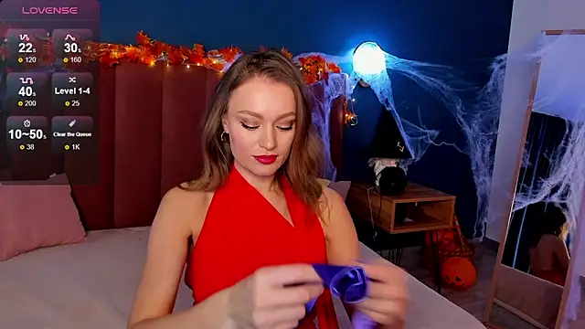 EvelynPoole online show from 10-25-25, 01:27