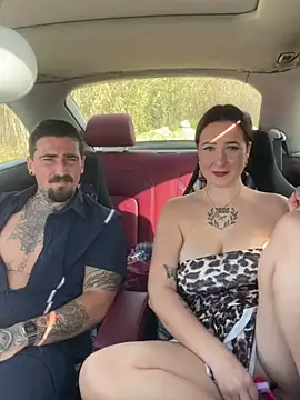 ManjaWinkler online show from 02-11-26, 07:41