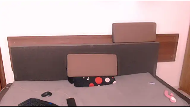 AMOURSWEET2025 online show from 10-04-25, 08:10