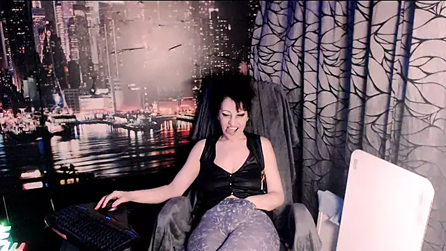 AMOURSWEET2025 online show from 03-01-26, 09:37