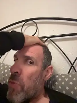 gigolobcn online show from 12-21-25, 06:37