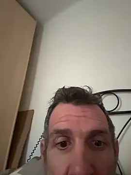 gigolobcn online show from 02-11-26, 10:59