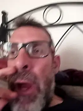 gigolobcn online show from 04-10-26, 03:52