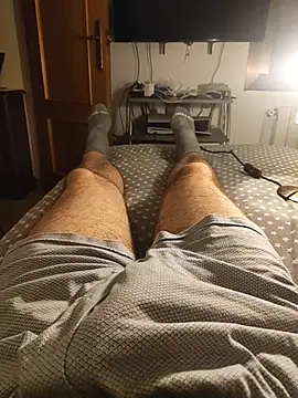 gigolobcn online show from 10-11-25, 03:07