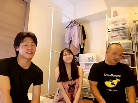 Snapshot of kokezaru9 chatting on 10-05-25, 12:29 kokezaru9 online show from 10-05-25, 12:29