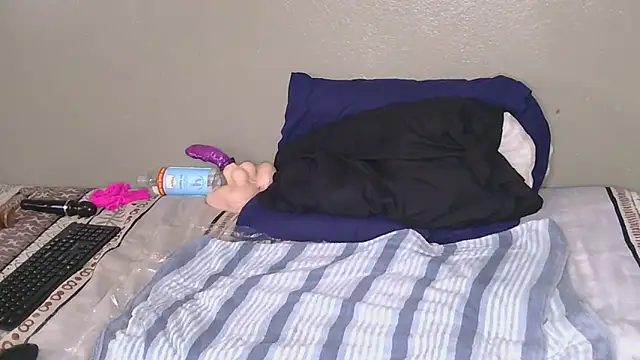 CherieBlushX online show from 10-20-25, 05:57