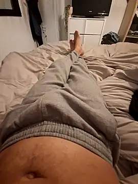 Yoaannn online show from 11-12-25, 05:06