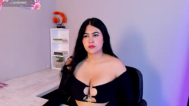 Snapshot of Emma__clark_ chatting on 09-29-25, 12:33 Emma clark online show from 09-29-25, 12:33