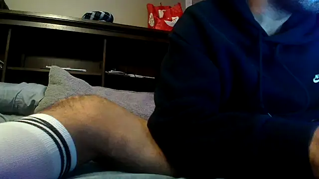 Snapshot of LeeCox chatting on 10-26-25, 12:27 LeeCox online show from 10-26-25, 12:27