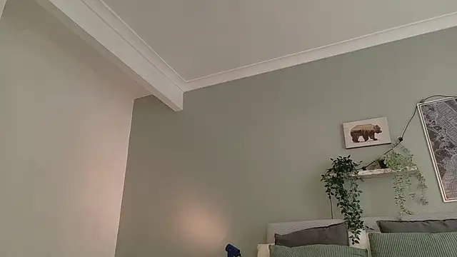 Nickifox   online show from 10-13-25, 07:48