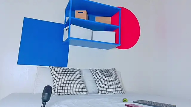 Nickifox   online show from 09-23-25, 07:21