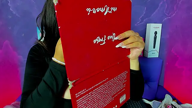 Lili milk20 online show from 11-19-25, 07:25