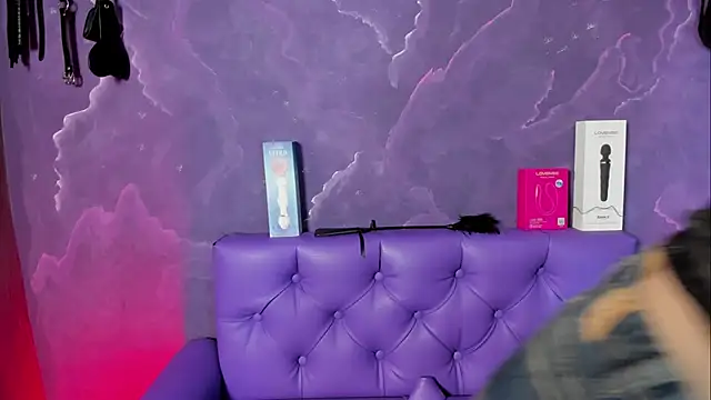 Lili milk20 online show from 10-24-25, 08:08