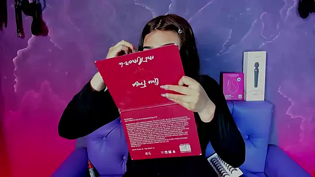 Lili milk20 online show from 10-28-25, 07:35