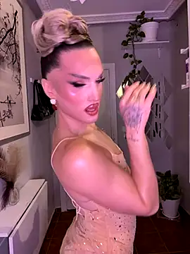 lacattiva online show from 11-20-25, 05:13