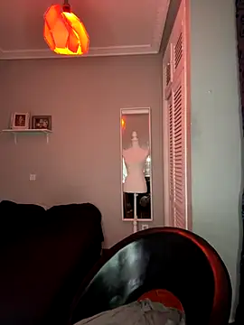 lacattiva online show from 10-18-25, 05:15