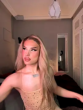 lacattiva online show from 11-26-25, 08:09