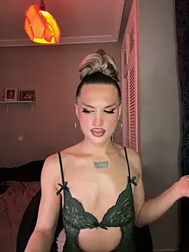 lacattiva online show from 10-14-25, 02:34