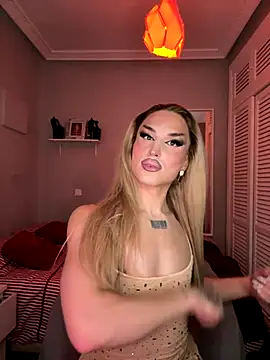 lacattiva online show from 11-18-25, 05:05