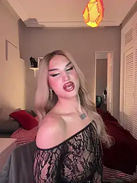 lacattiva online show from 12-21-25, 12:40