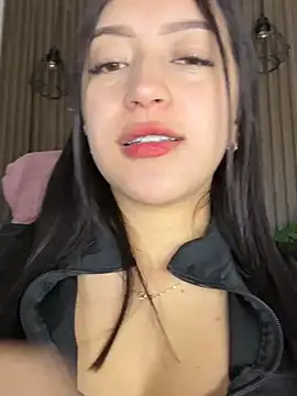 AngellaMoraa online show from 05-13-26, 12:01