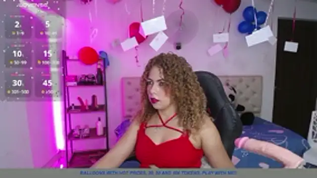 Snapshot of thalia_mills19 chatting on 02-16-26, 12:53 thalia mills19 online show from 02-16-26, 12:53