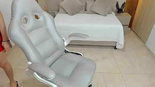 Keisha jalal online show from 11-04-25, 07:28