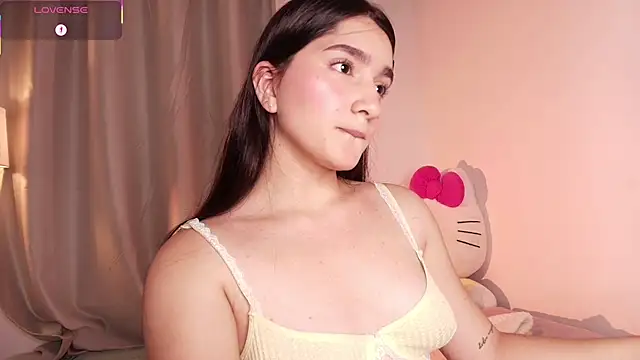 Snapshot of dulceangel__ chatting on 10-11-25, 02:23 dulceangel online show from 10-11-25, 02:23