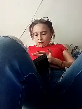 Snapshot of tany90 chatting on 10-22-25, 07:57 tany90 online show from 10-22-25, 07:57