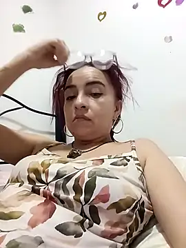 Snapshot of tany90 chatting on 10-14-25, 11:04 tany90 online show from 10-14-25, 11:04