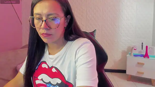 Eva mermaid online show from 04-10-26, 11:34