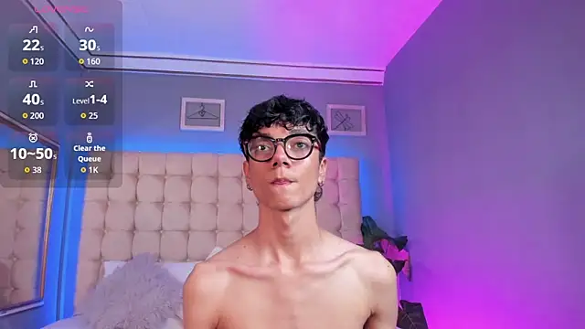 Phillicious   online show from 09-19-25, 09:52