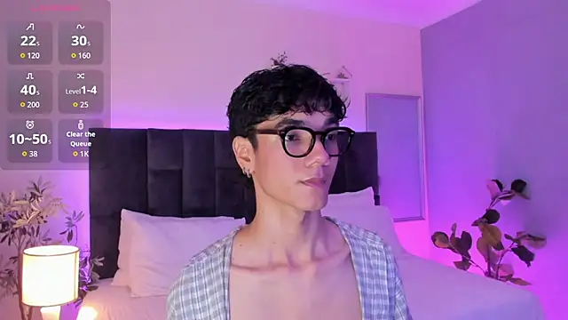 Phillicious   online show from 11-22-25, 10:41