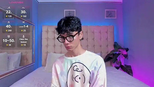 Phillicious   online show from 09-24-25, 10:27