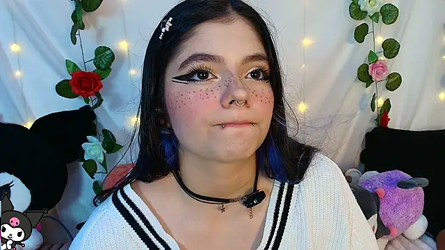 cutee andrea online show from 05-19-26, 01:56