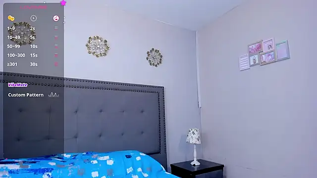 KhateAndersson online show from 10-15-25, 04:26