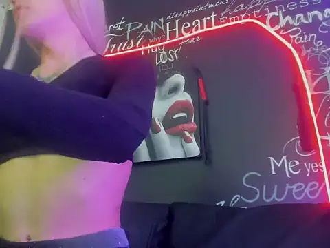 Megam  online show from 11-25-25, 04:02