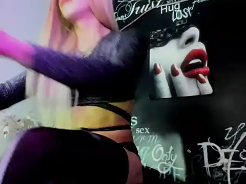 Megam  online show from 11-14-25, 01:09